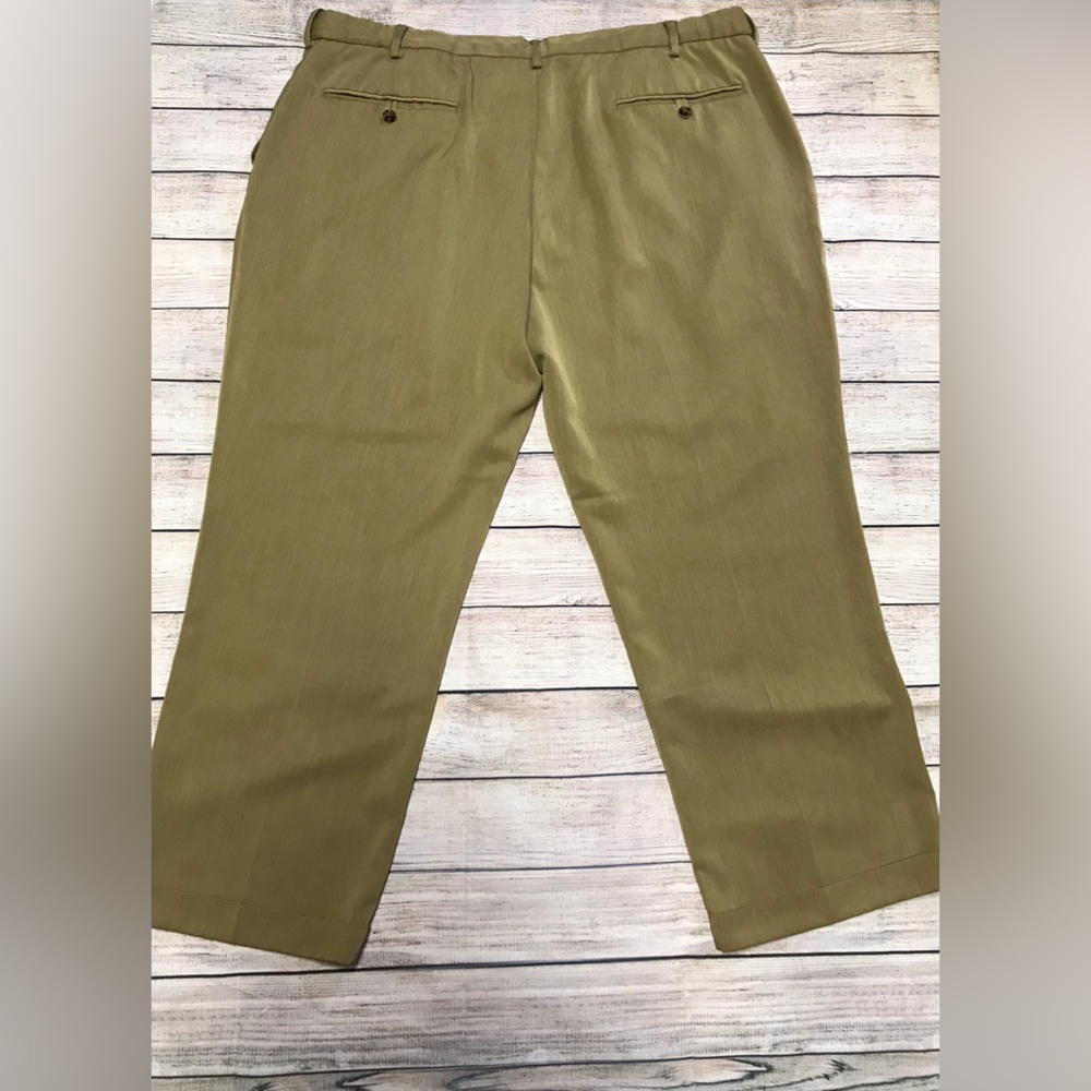 Men’s 42x30 Khaki Straight-Leg Pants by Izod